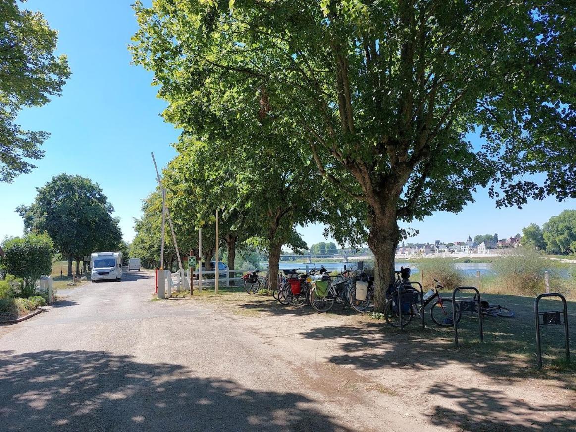 Camping La Maltournee Sigloy Bagian luar foto
